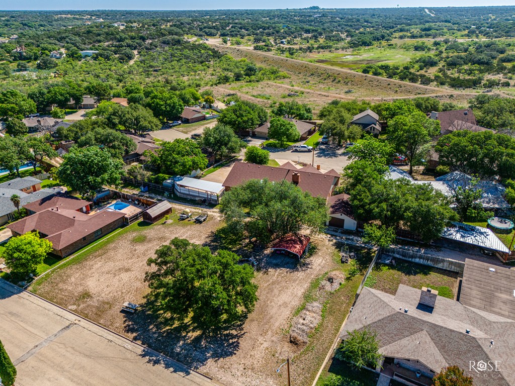 114 Oakwood St, Sonora, Texas image 8