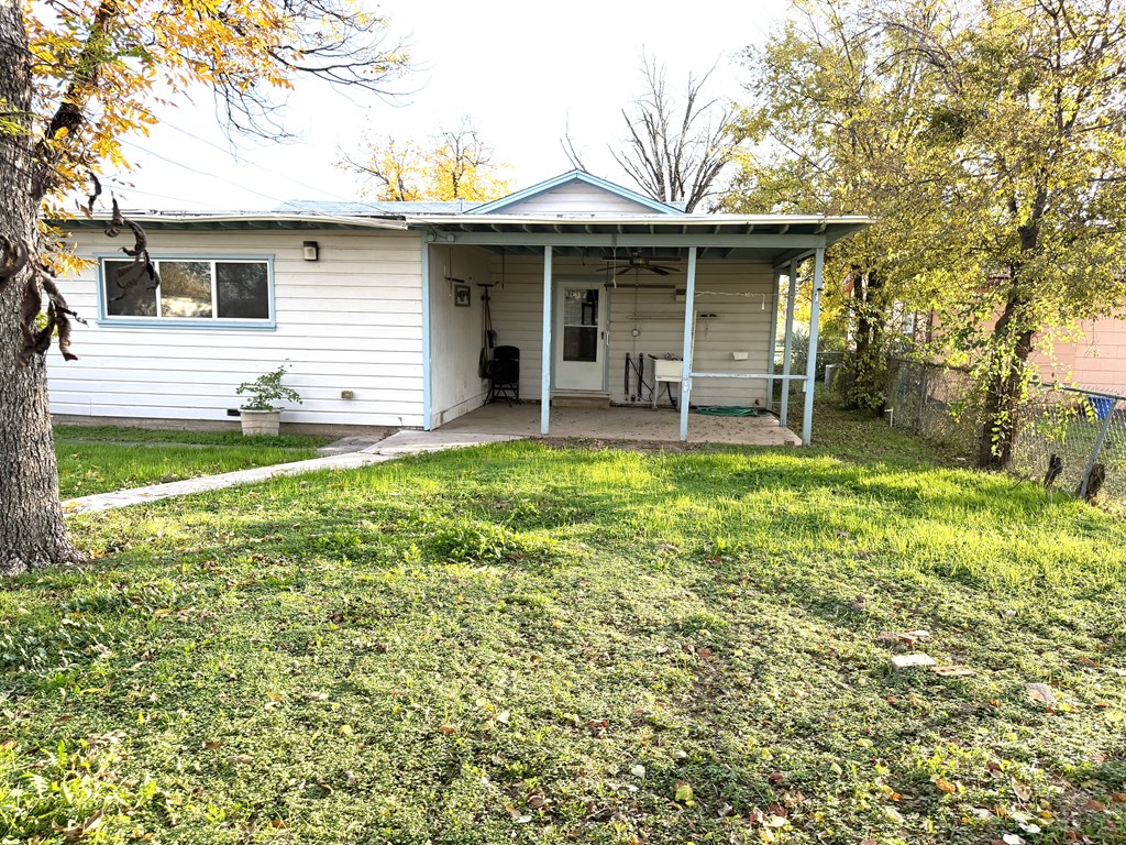 1510 E Harris Ave, San Angelo, Texas image 20