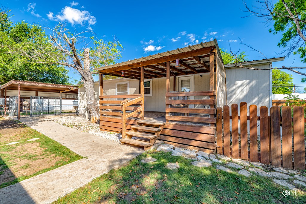 306 E 2nd St, Sonora, Texas image 20