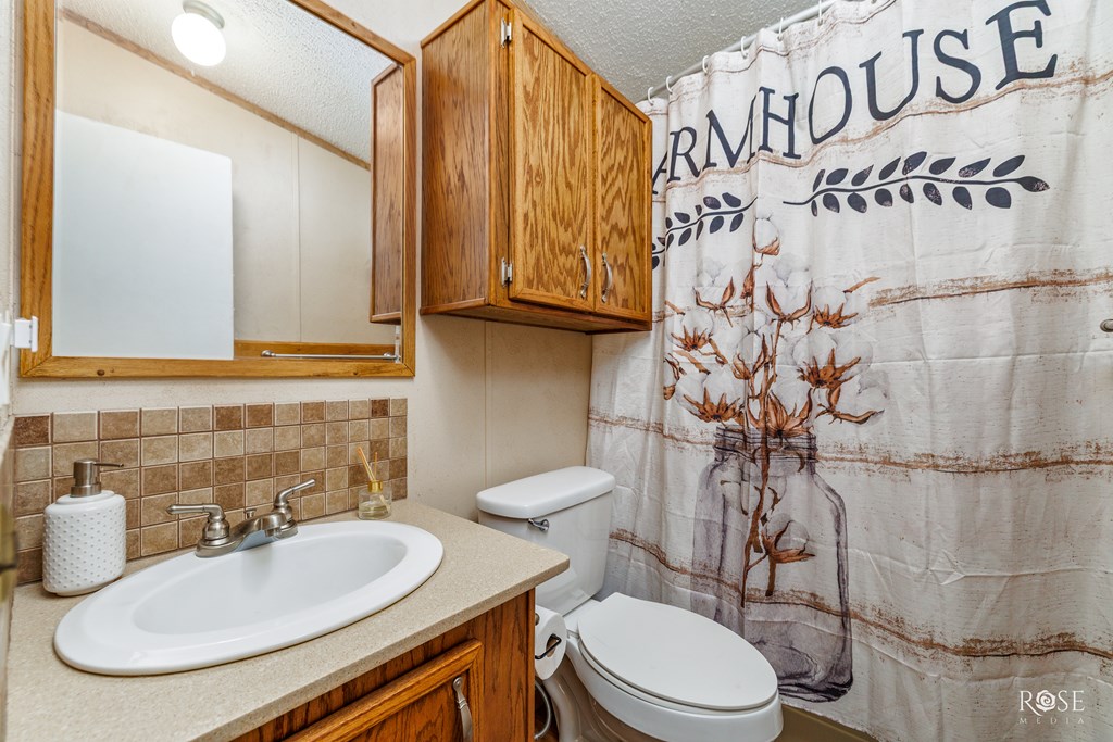 306 E 2nd St, Sonora, Texas image 17