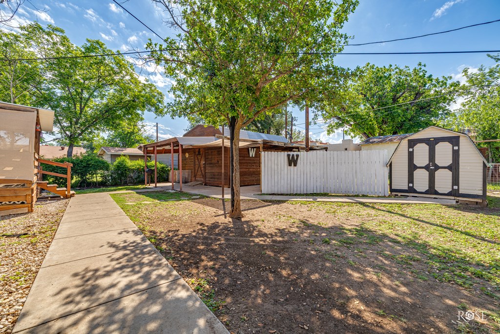306 E 2nd St, Sonora, Texas image 23