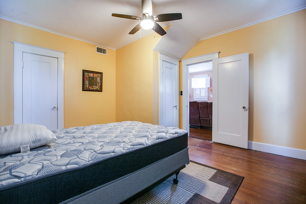 415 S Monroe St, San Angelo, Texas image 21