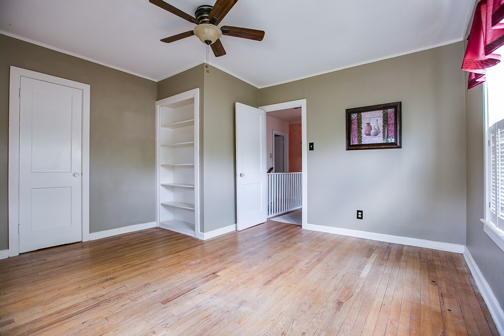 415 S Monroe St, San Angelo, Texas image 31