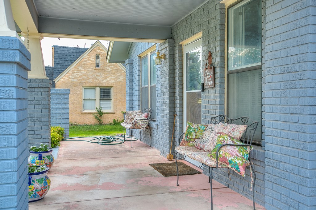 415 S Monroe St, San Angelo, Texas image 3