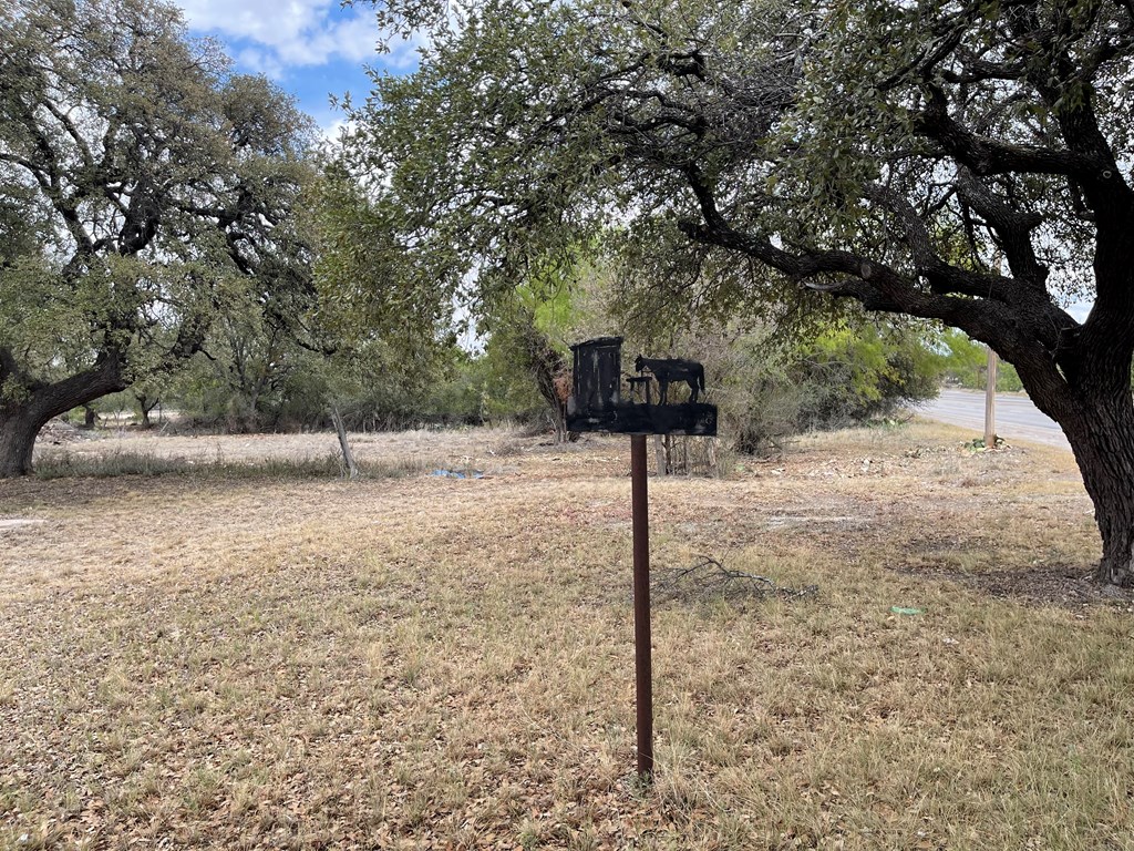 1120 E Broadway St, Eden, Texas image 17