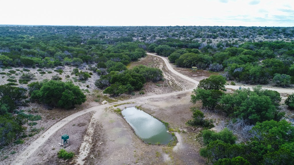 N/A County Rd 102, Ozona, Texas image 45