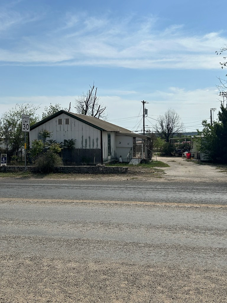 1606 Tayloe Ave, Sonora, Texas image 8