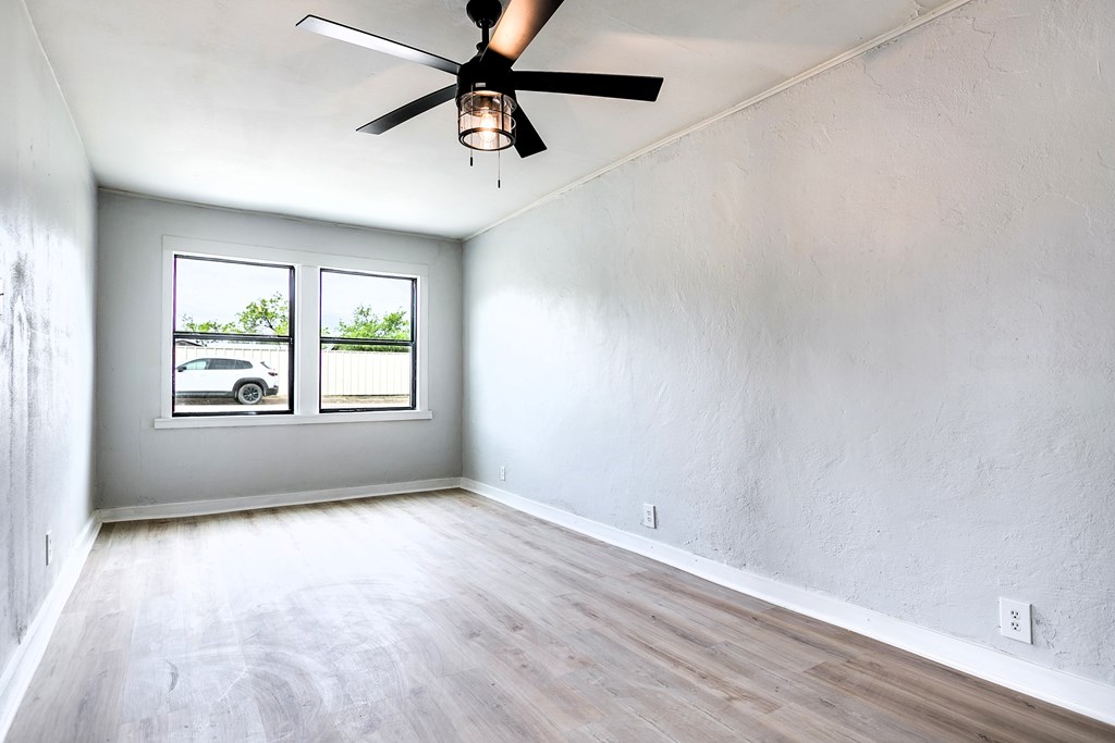 1016 N Campus Blvd, San Angelo, Texas image 10