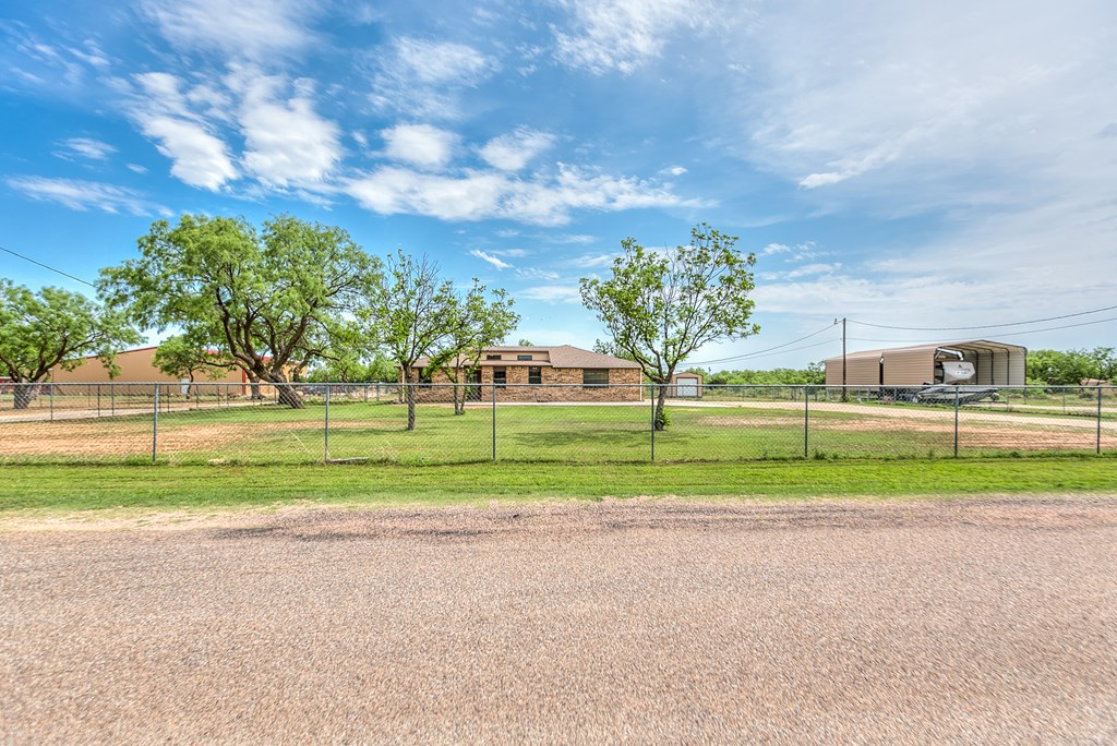 7373 Falcon Lane, San Angelo, Texas image 2