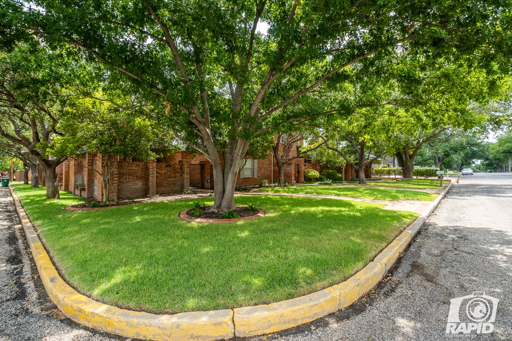 304 S Jefferson St, San Angelo, Texas image 4