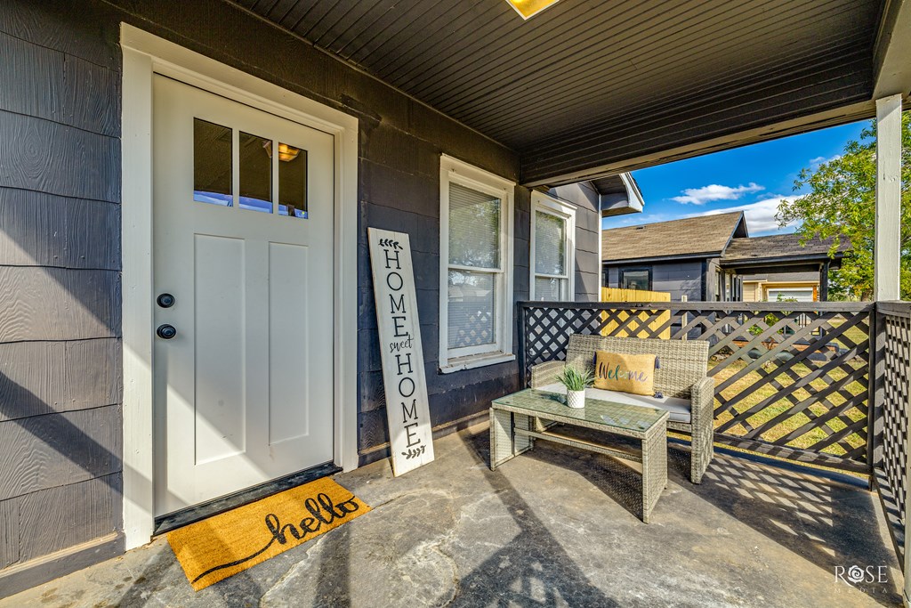306 E 38th St, San Angelo, Texas image 3