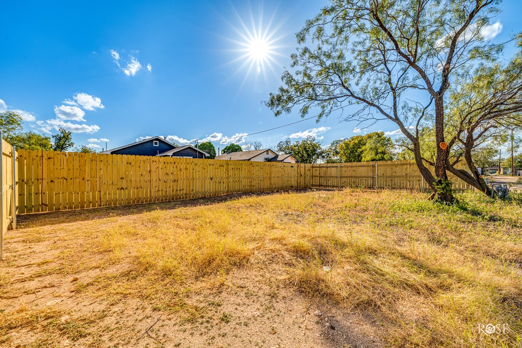 306 E 38th St, San Angelo, Texas image 23