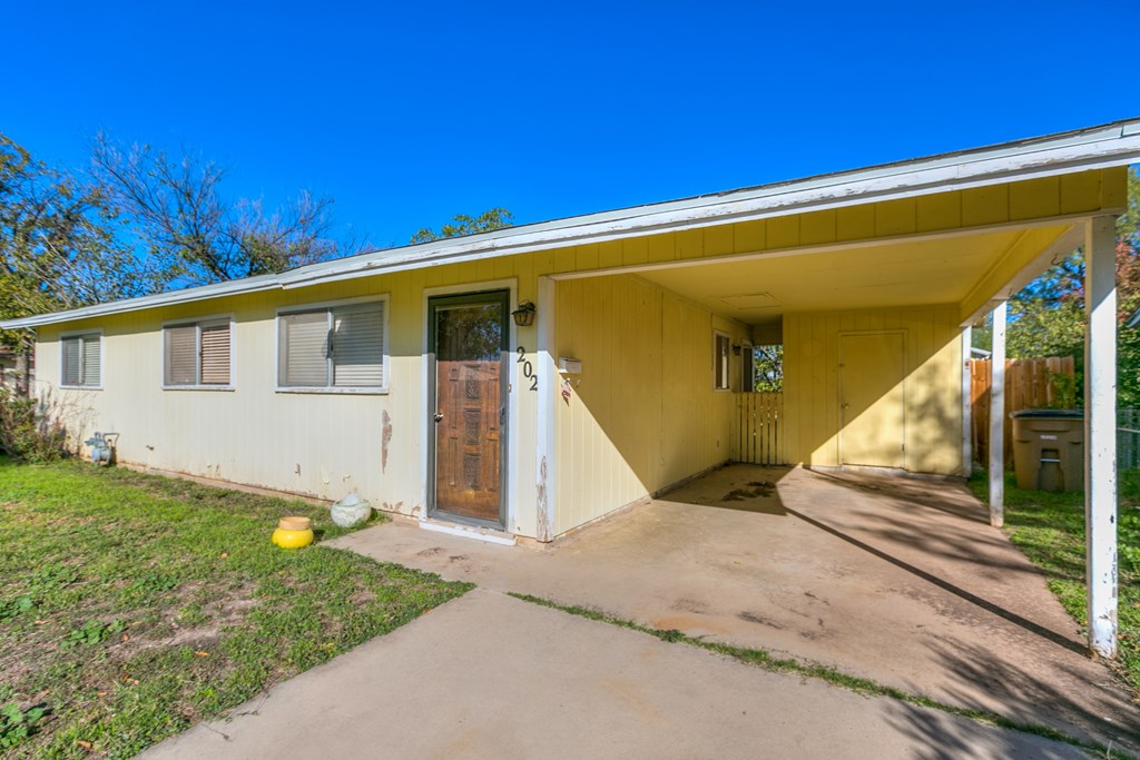 202 E Riverside Ave, San Angelo, Texas image 2