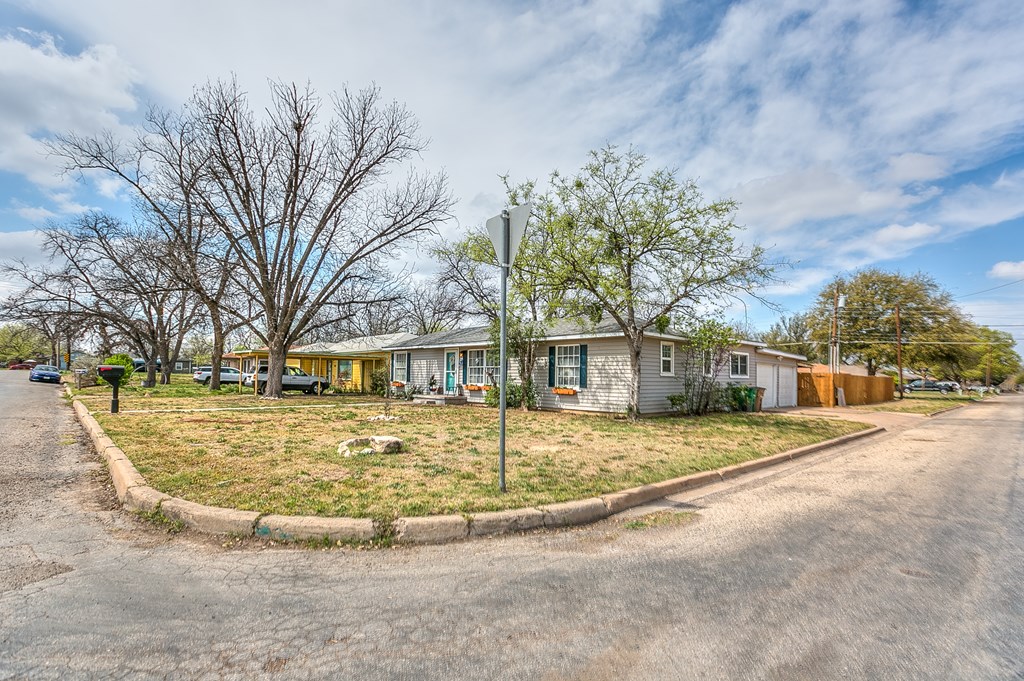 411 Sellers St, San Angelo, Texas image 5