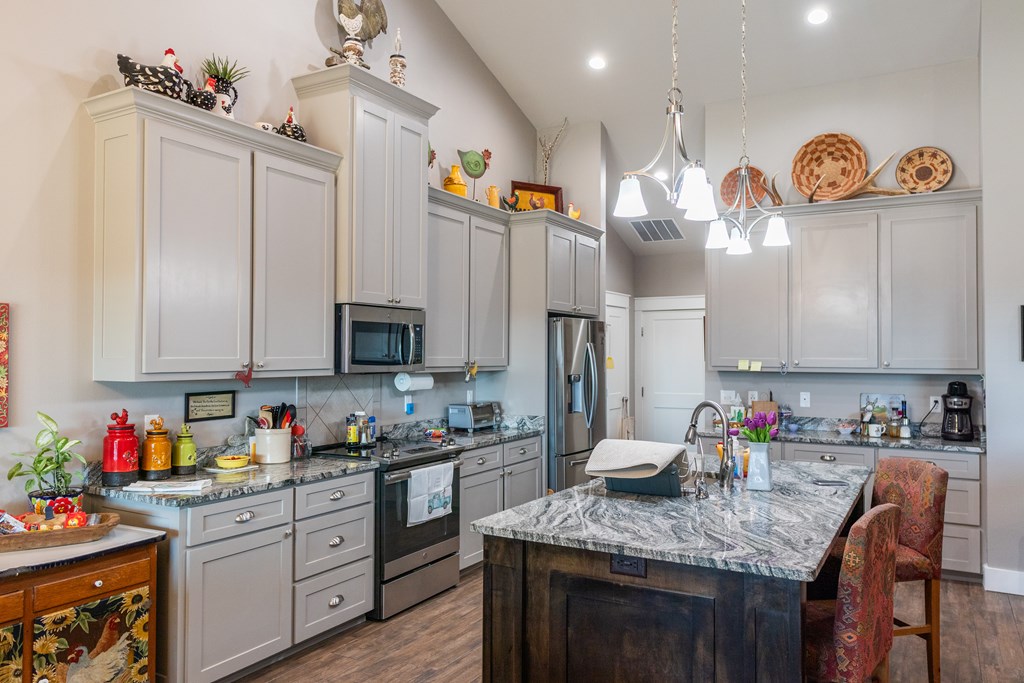 5876 Bridlewood Court, San Angelo, Texas image 7