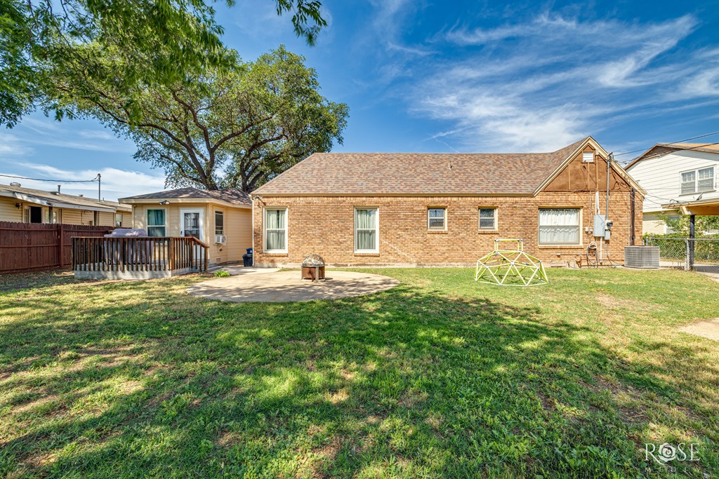 608 E Parkway St, San Angelo, Texas image 27