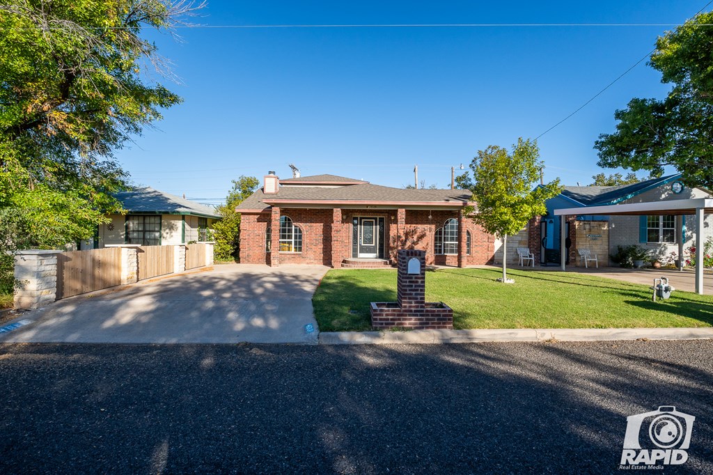 408 E 12th St, San Angelo, Texas image 2