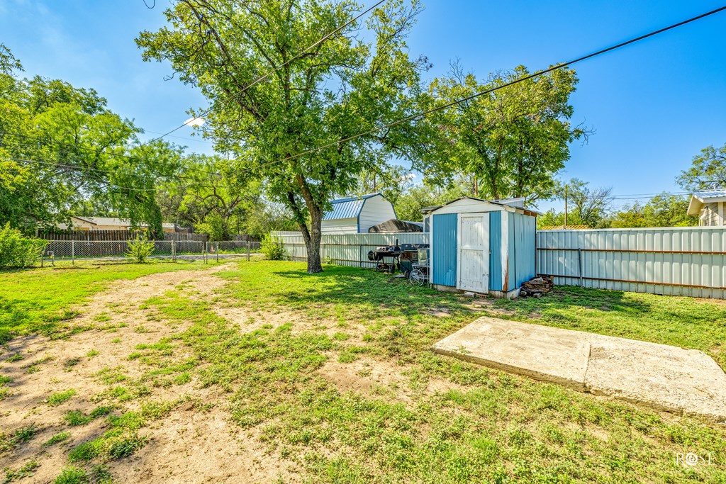 1313 N Garfield St, San Angelo, Texas image 22