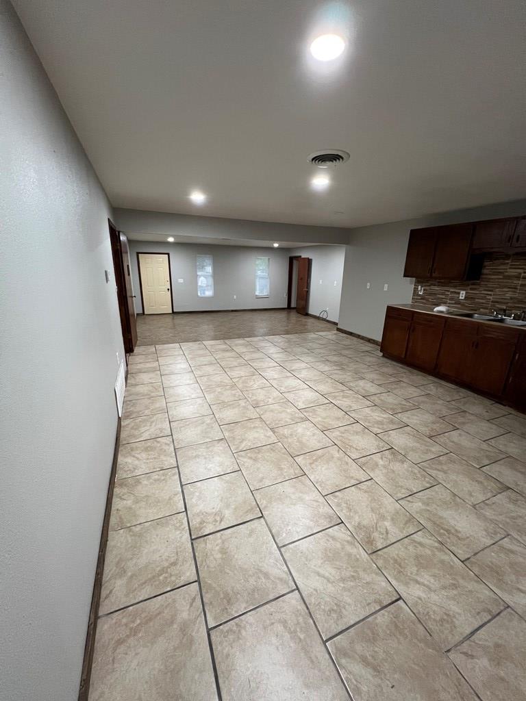 207 Ave J, Ozona, Texas image 13