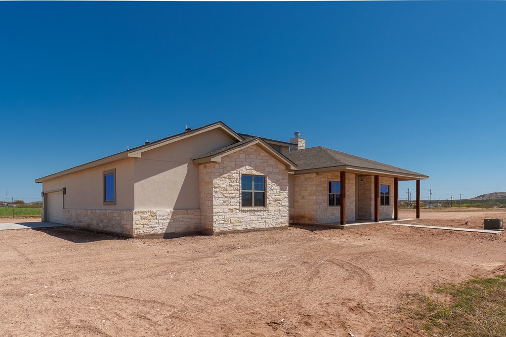 309 Spur Dr, Sterling City, Texas image 3
