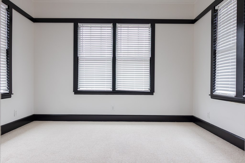 610 W Ave C, San Angelo, Texas image 39