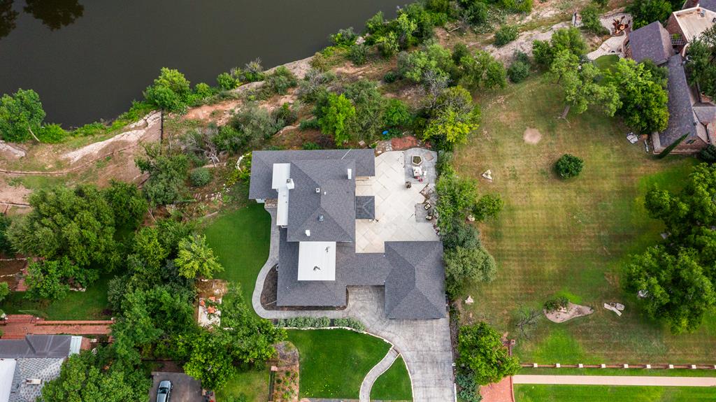 610 W Ave C, San Angelo, Texas image 47
