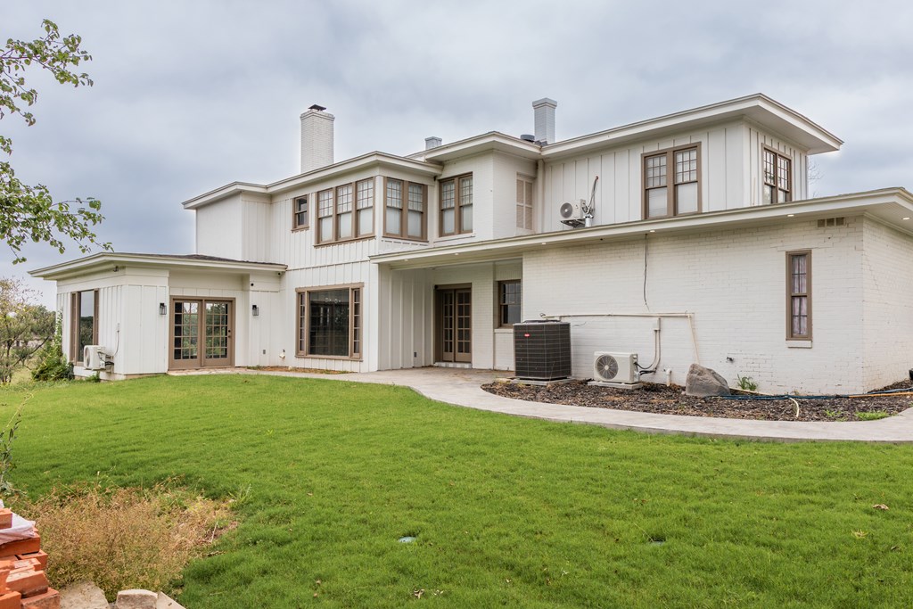 610 W Ave C, San Angelo, Texas image 46