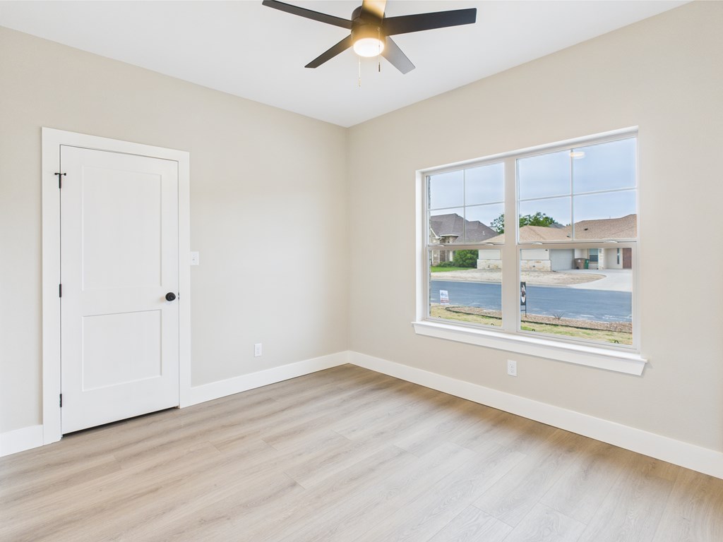 1942 Pine Valley St, San Angelo, Texas image 24