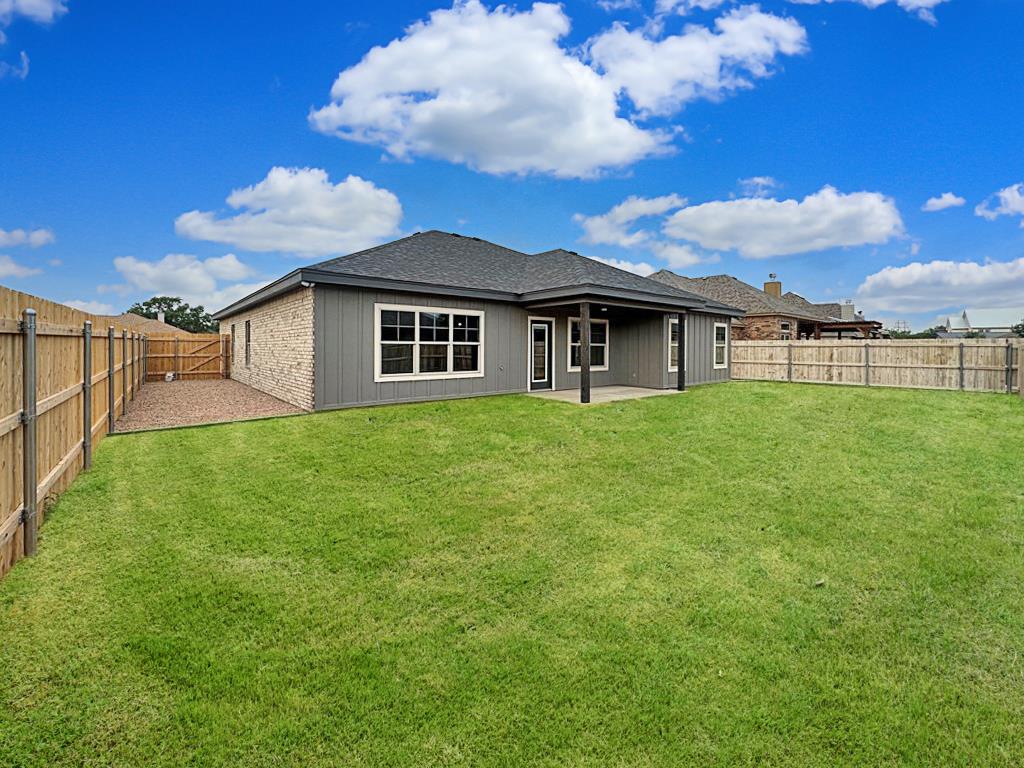 1942 Pine Valley St, San Angelo, Texas image 31