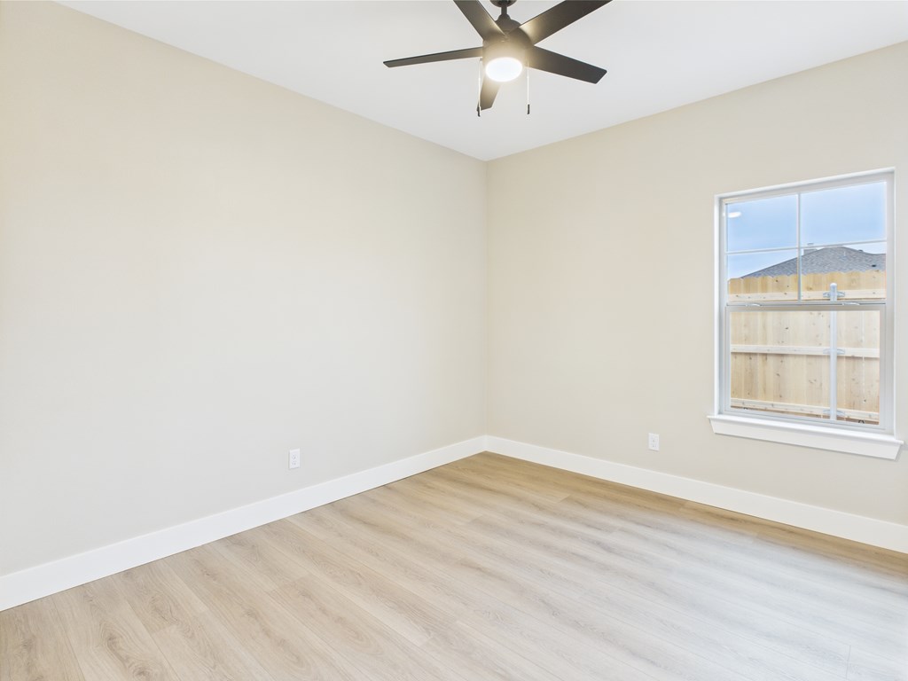 1942 Pine Valley St, San Angelo, Texas image 20