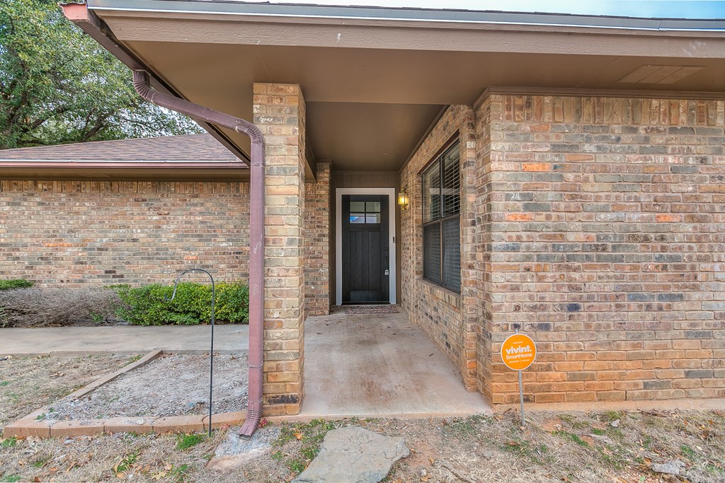 4425 Winterberry Lane, San Angelo, Texas image 3