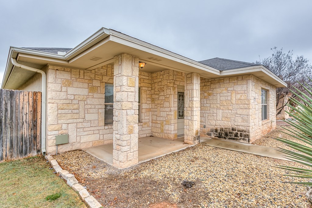 4222 Lexington Place, San Angelo, Texas image 2