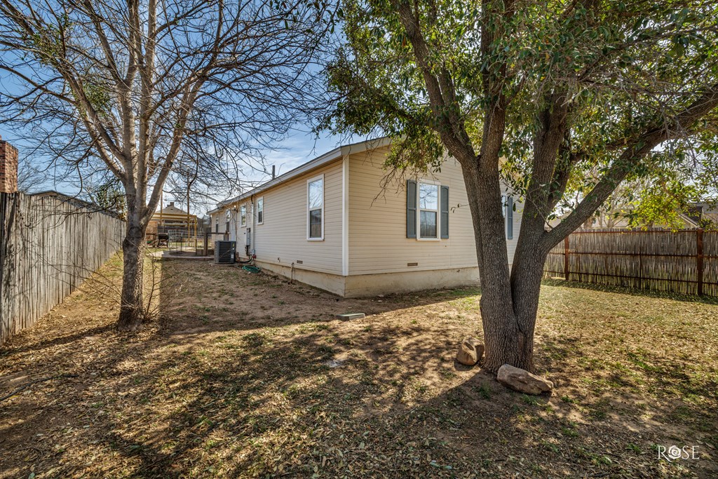 408 Murrell Ave, Ballinger, Texas image 23