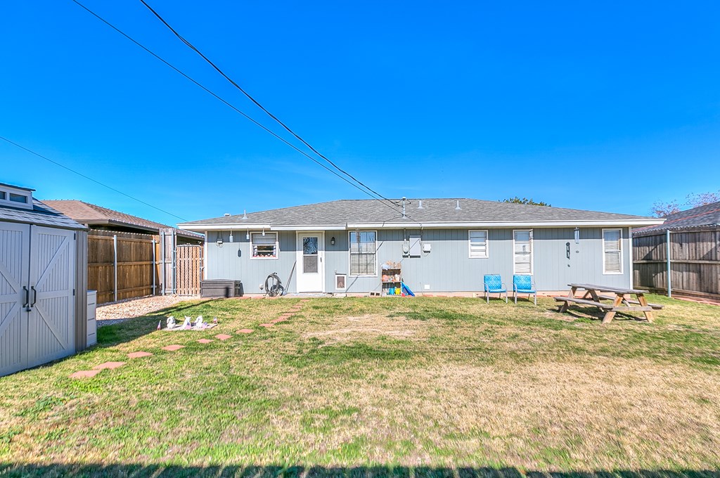 1249 E 25th St, San Angelo, Texas image 25