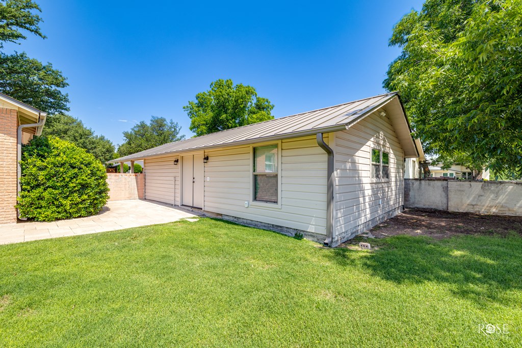 1322 S Monroe St, San Angelo, Texas image 32