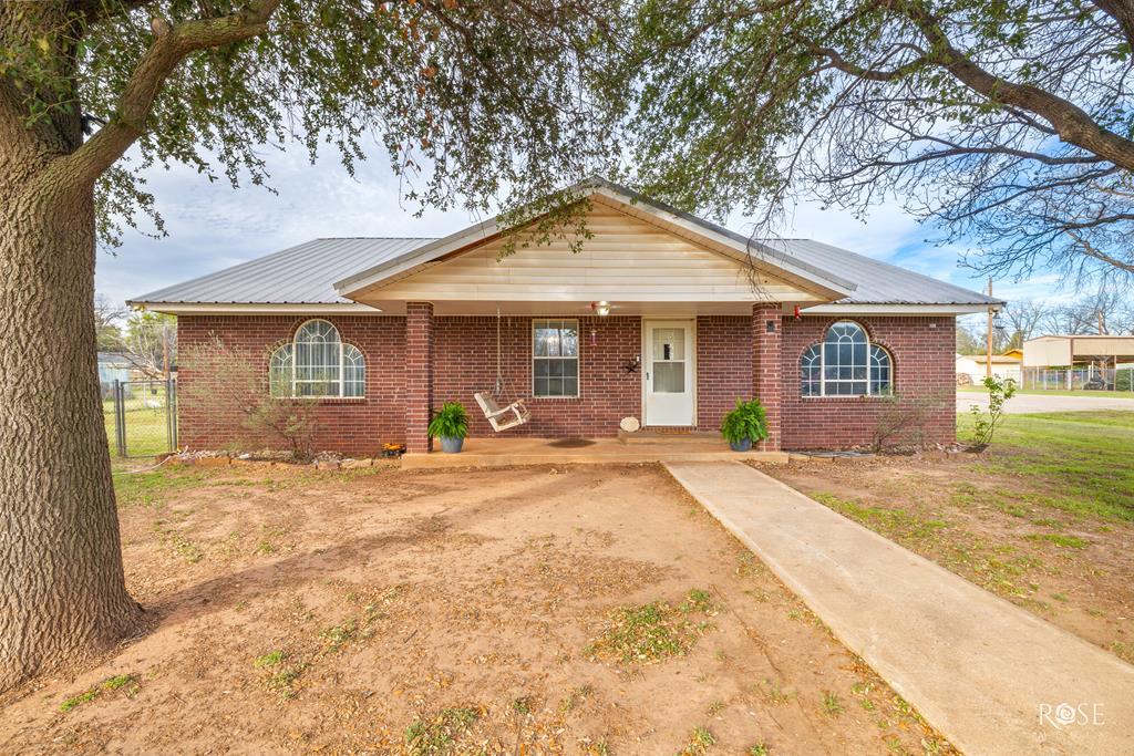 909 W 12th St, Robert Lee, Texas image 29