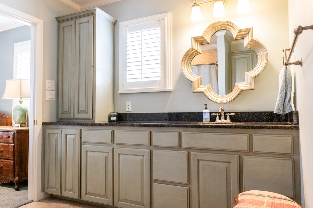 2627 Live Oak St, San Angelo, Texas image 32