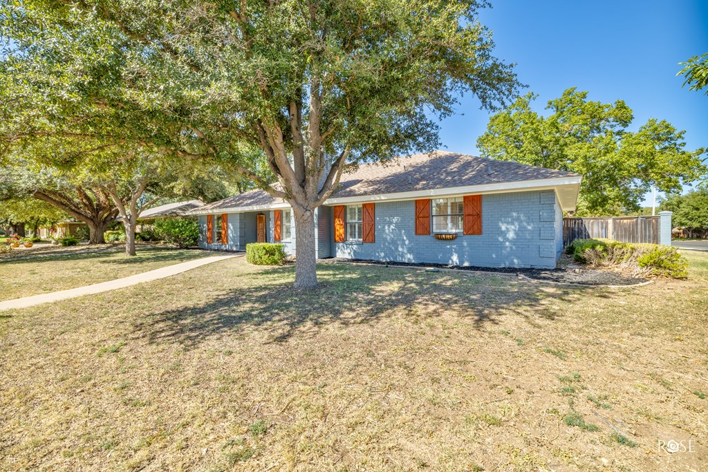 3202 Ridgecrest Lane, San Angelo, Texas image 3