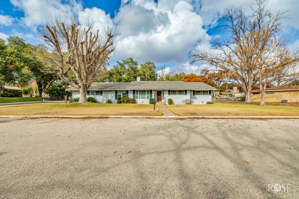 115 N Manor St, Sonora, Texas image 3