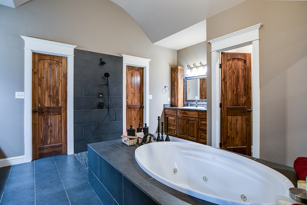 2030 Silver Creek Court, San Angelo, Texas image 22