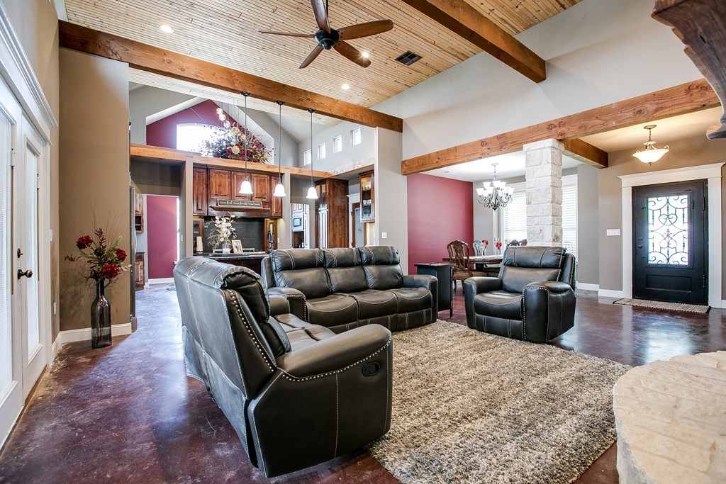 2030 Silver Creek Court, San Angelo, Texas image 10