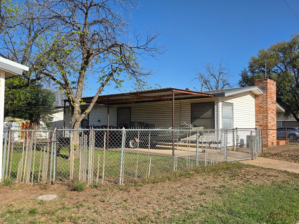 137 Clayton St, San Angelo, Texas image 4