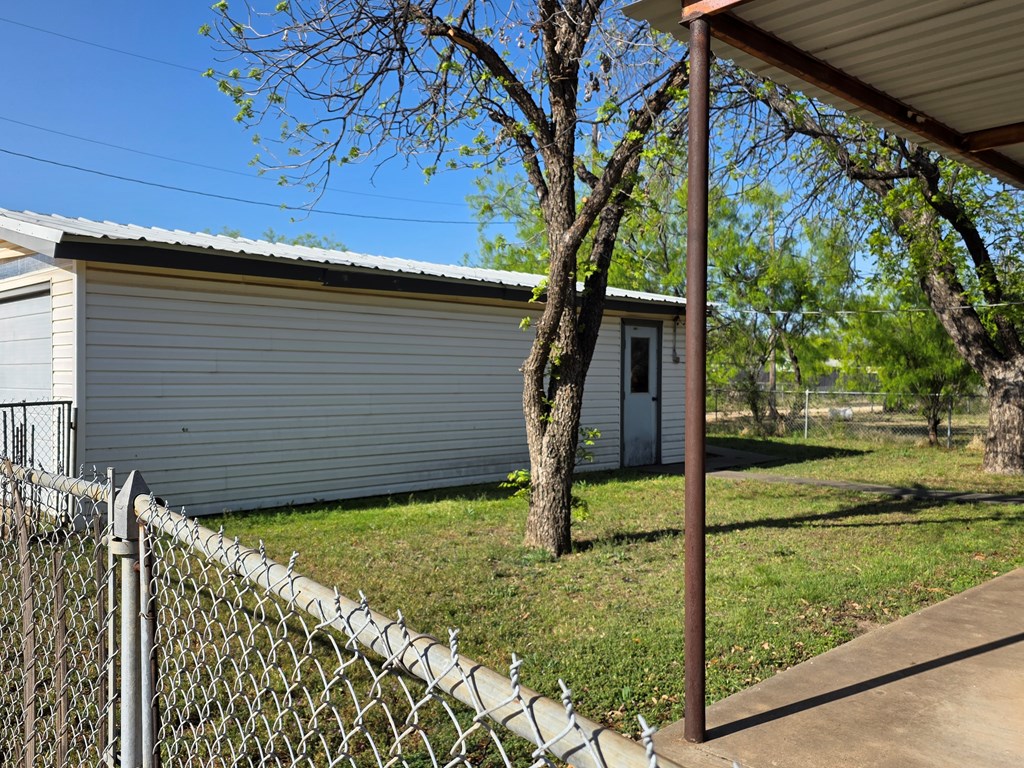 137 Clayton St, San Angelo, Texas image 5