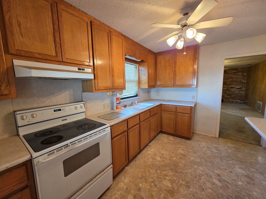 137 Clayton St, San Angelo, Texas image 8