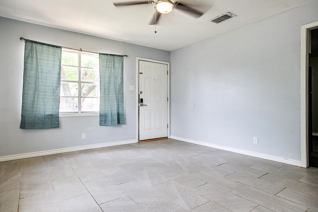 136 Arlington St, San Angelo, Texas image 5