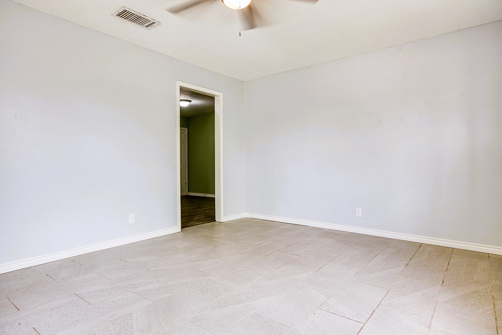 136 Arlington St, San Angelo, Texas image 4