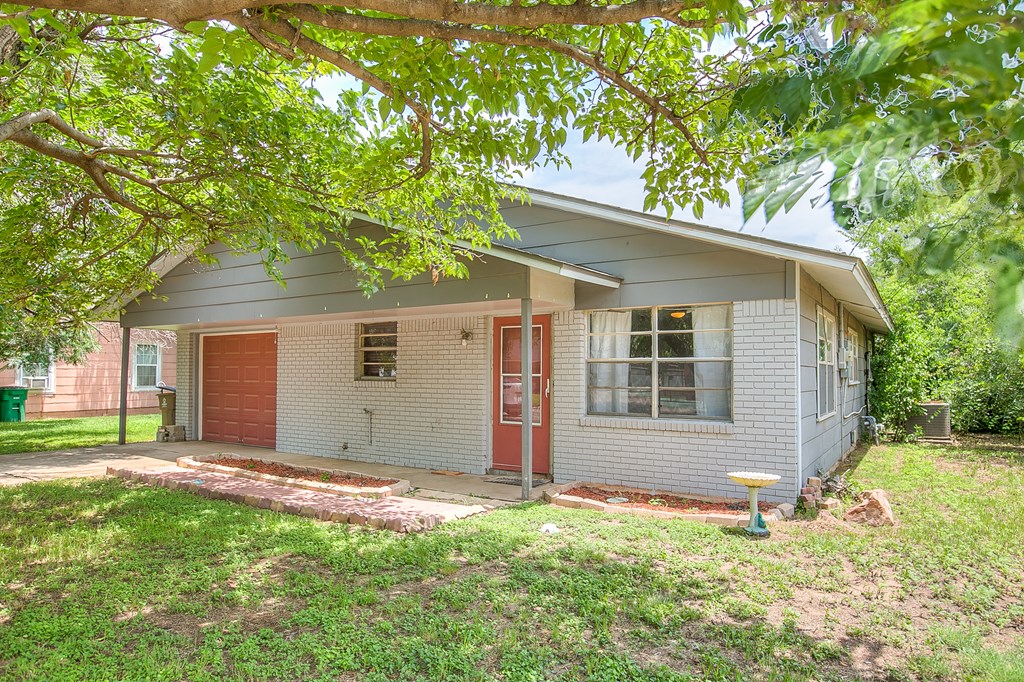 136 Arlington St, San Angelo, Texas image 2