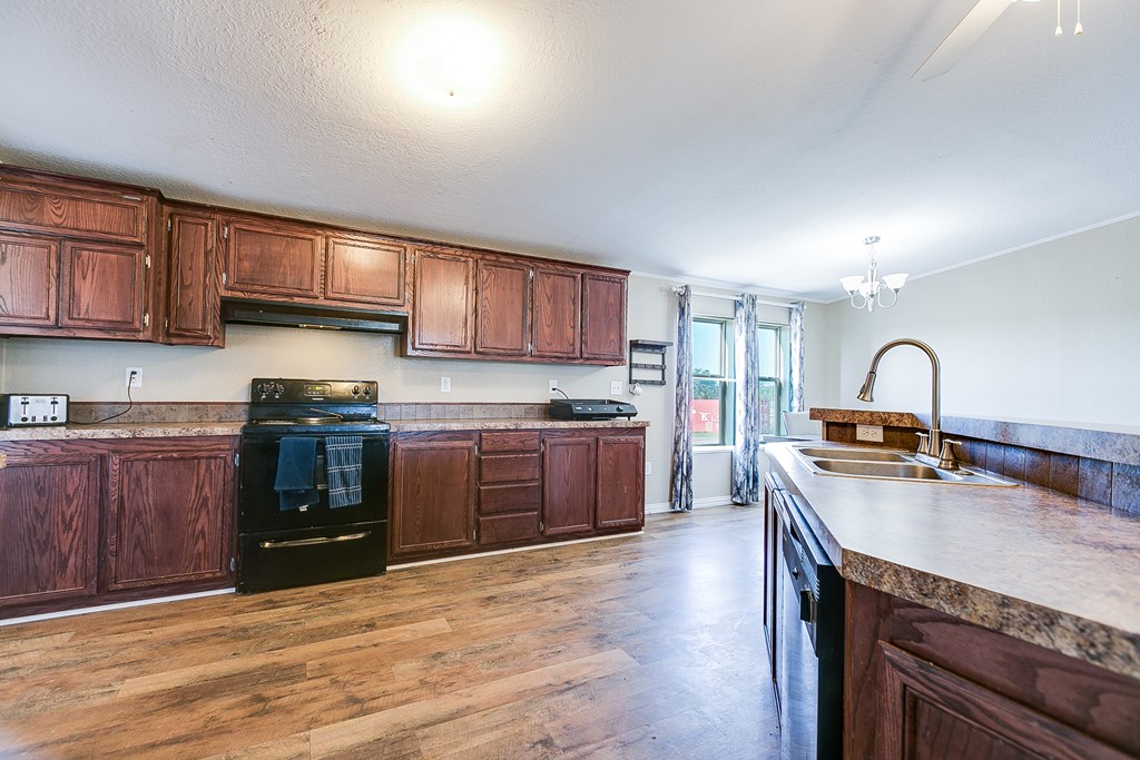 76 Sallee Rd, Mertzon, Texas image 13