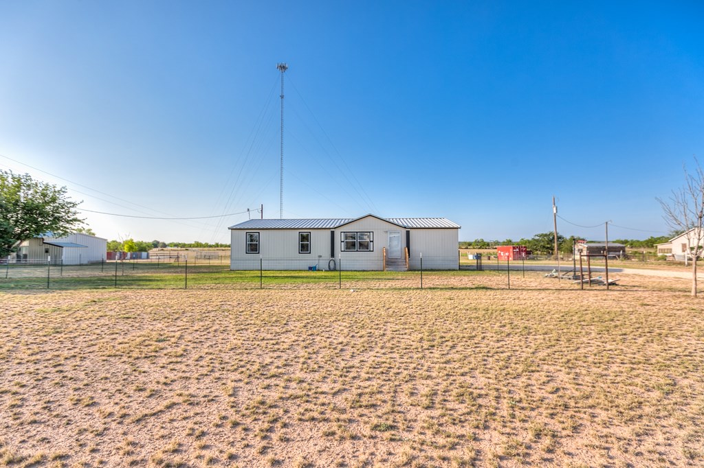 76 Sallee Rd, Mertzon, Texas image 3