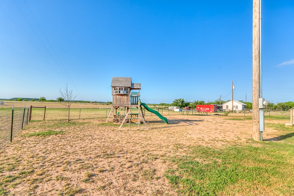 76 Sallee Rd, Mertzon, Texas image 27
